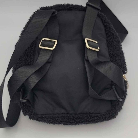*Sold*Lululemon Fleece"Rare"mini backpack& variety Crossbody bags, NWOT - Picture 4 of 10